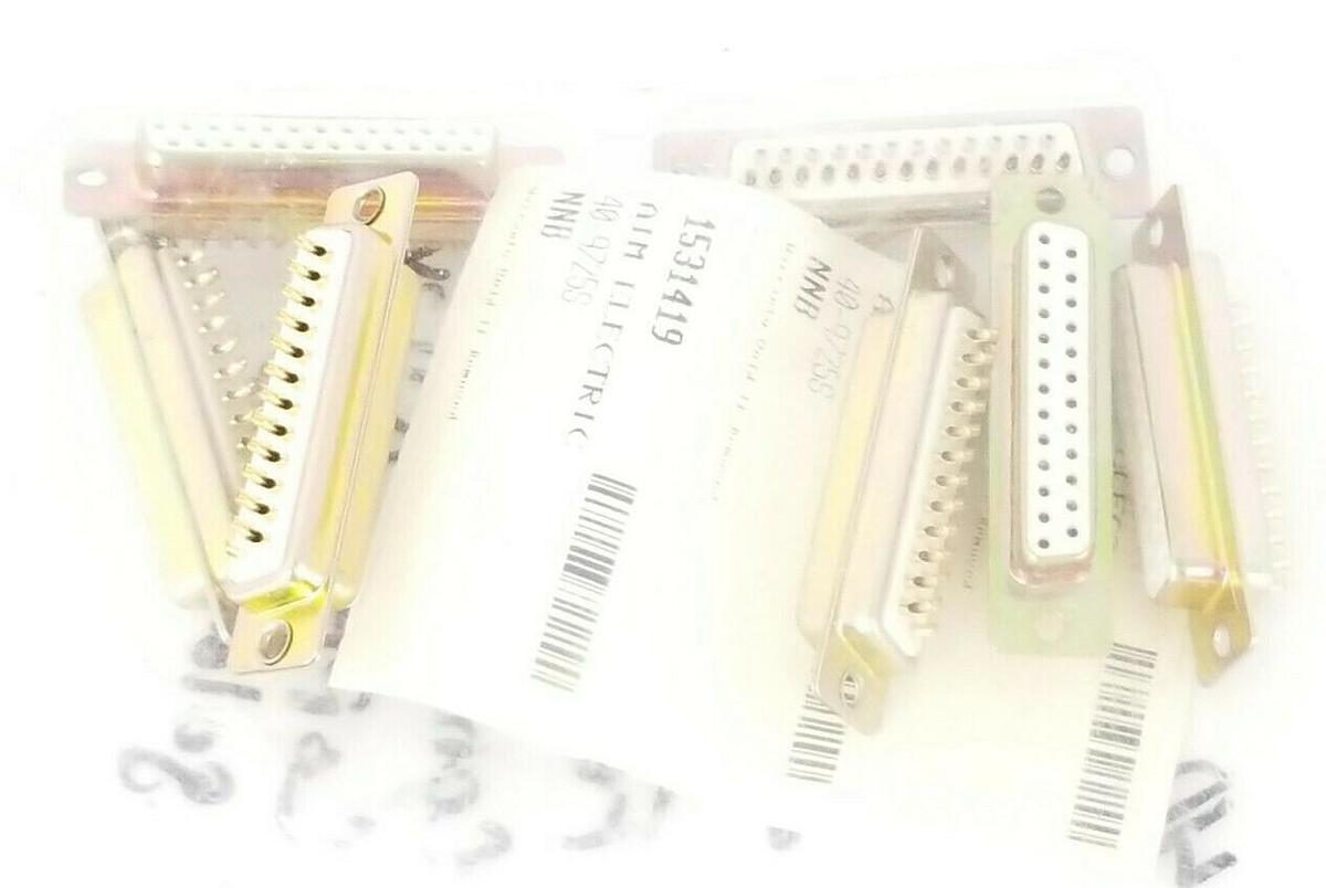 Used LOT OF 7 NEW AIM ELECTRIC 40-9725S FEMALE D-SUB CONNECTORS 25-PIN 409725S
