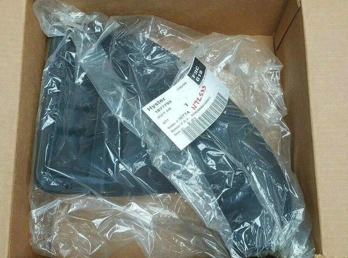 Used NIB HYSTER 1677793 DUCT AIR