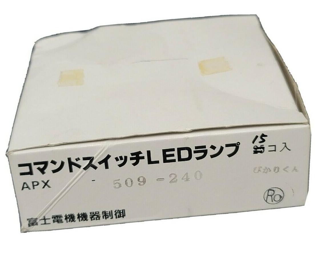 Used BOX OF 15 NEW FUJI ELECTRIC APX509-24O LED BULBS APX50924O