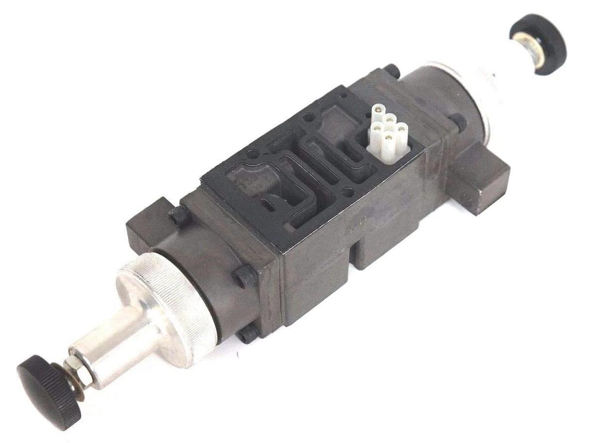 Used NUMATICS 152RD100J DUAL AIR VALVE PRESSURE REGULATOR