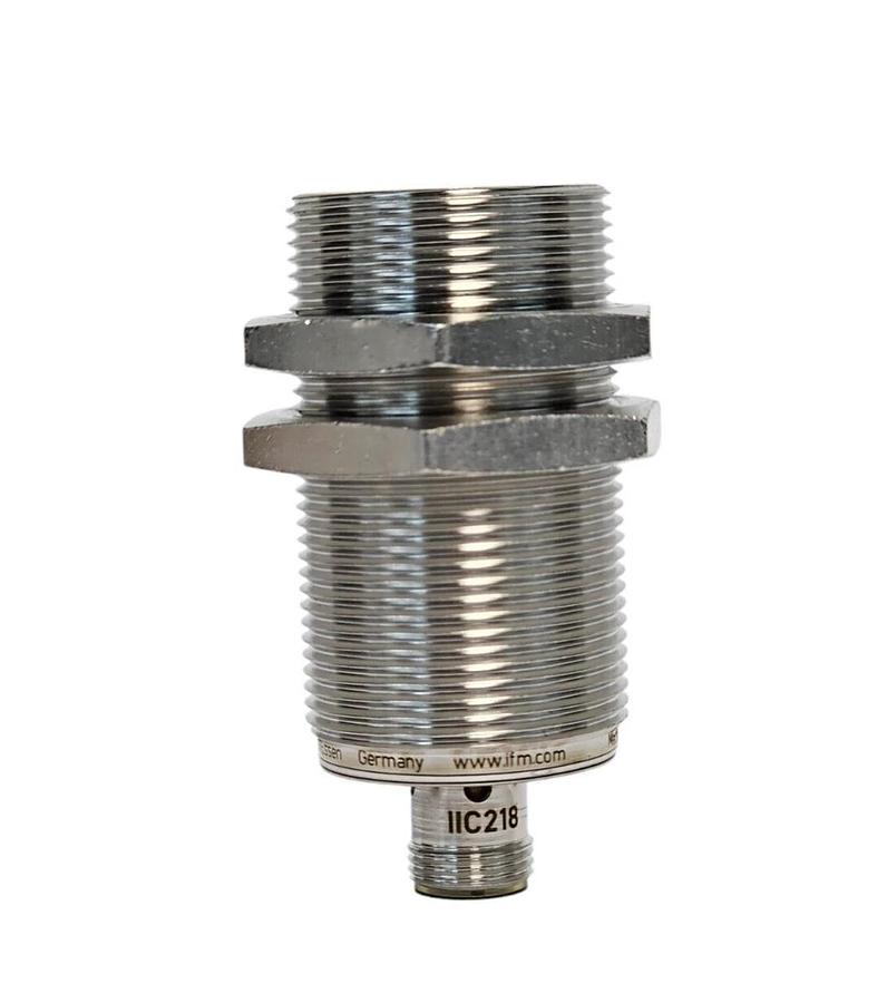 NEW IFM IIK3010-BPKG/K1/V4A/US-104 INDUCTIVE SENSOR IIC218 10-36 VDC