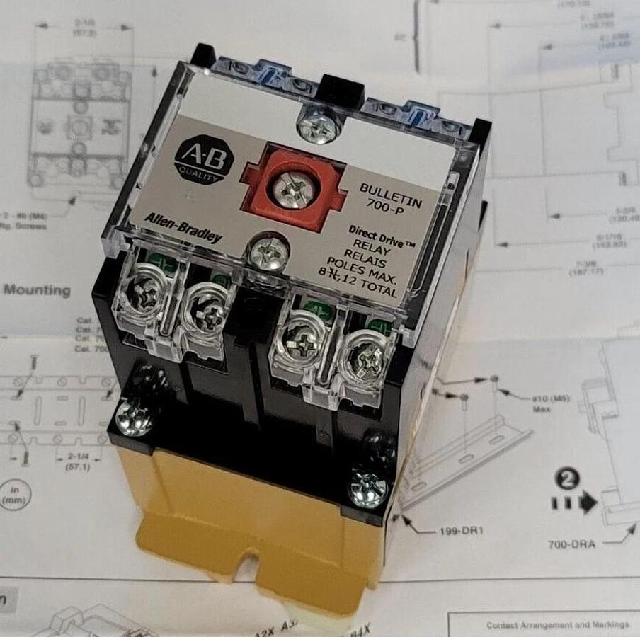 NEW ALLEN BRADLEY 700-P400A1 /E CONTROL RELAY BULLETIN 700 TYPE P 700P400A1