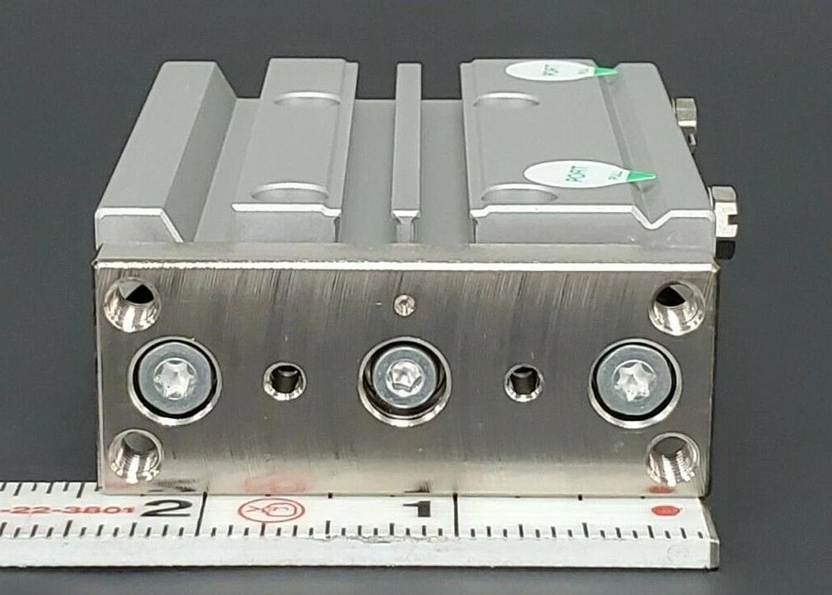 NEW CKD STGB-1640 CYLINDER STGB1640 W/ TWO T2YH REED SWITCHES
