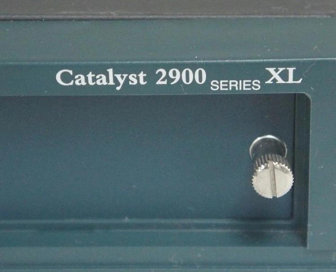 Used CISCO SYSTEMS WS-C2924M-XL-EN LAN SWITCH CATALYST 2900 SERIES XL WSC2924MXLEN