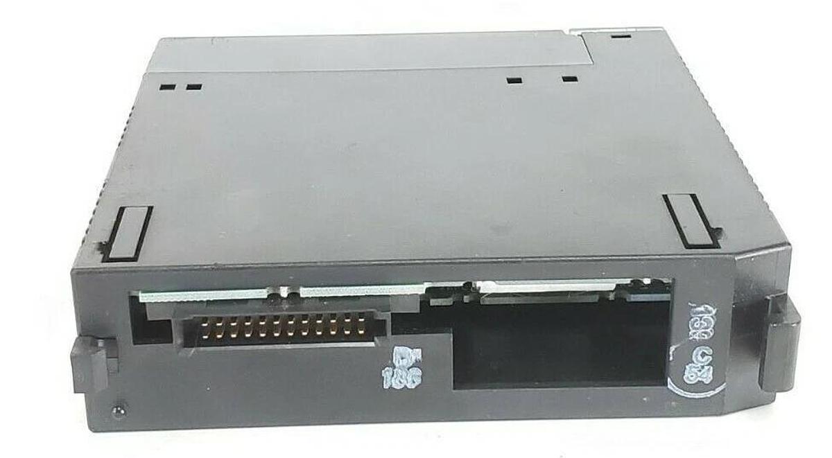 Used GE FANUC IC693MDL753E OUTPUT MODULE 12/24VDC .5A 32PT 44A732232-G01