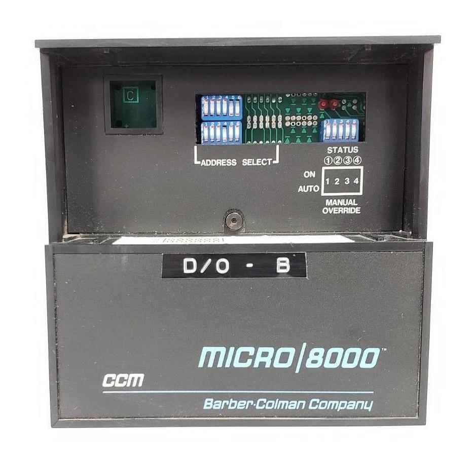 Used BARBER COLMAN CCM-8202 MICRO 8000 INPUT INTERFACE W/ BASE 24VAC 50/60HZ 2.25VA