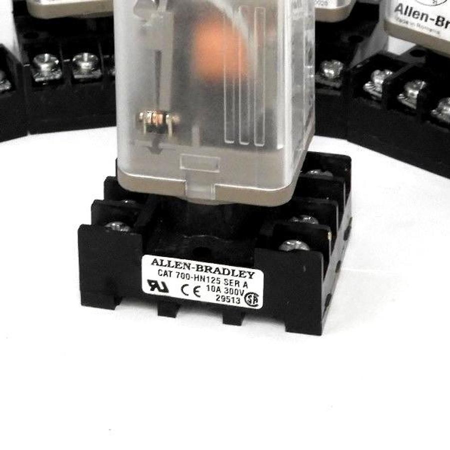 Used LOT OF 5 ALLEN BRADLEY 700-HA32Z24 SER.C RELAYS W/ 700-HN125 BASE 700HA32Z24