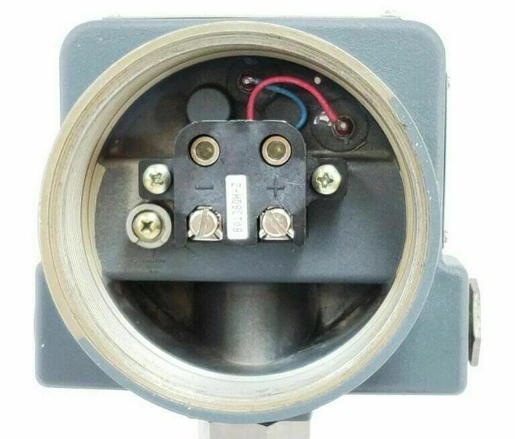 Used FOXBORO 823DP-I3K1NL0 ELECTRONIC TRANSMITTER W/ B0138NS SENSOR MODULE