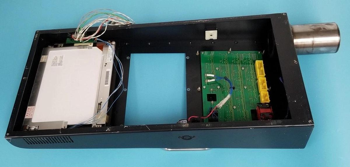 Used FUJI ELECTRIC VT-1000IID OPERATOR INTERFACE ASSEMBLY W/ NL6448AC33-18 , 8368289