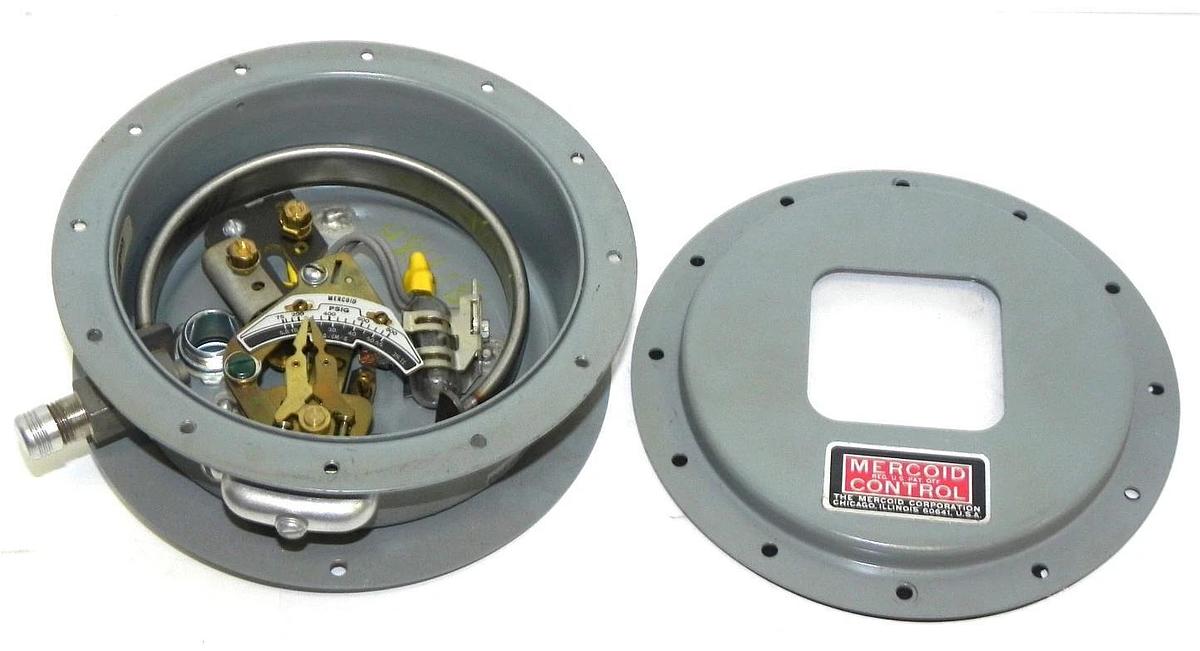 Used NIB MERCOID CONTROL DAW-543-3-22E PRESSURE SWITCH 75-800PSIG DAW543322E
