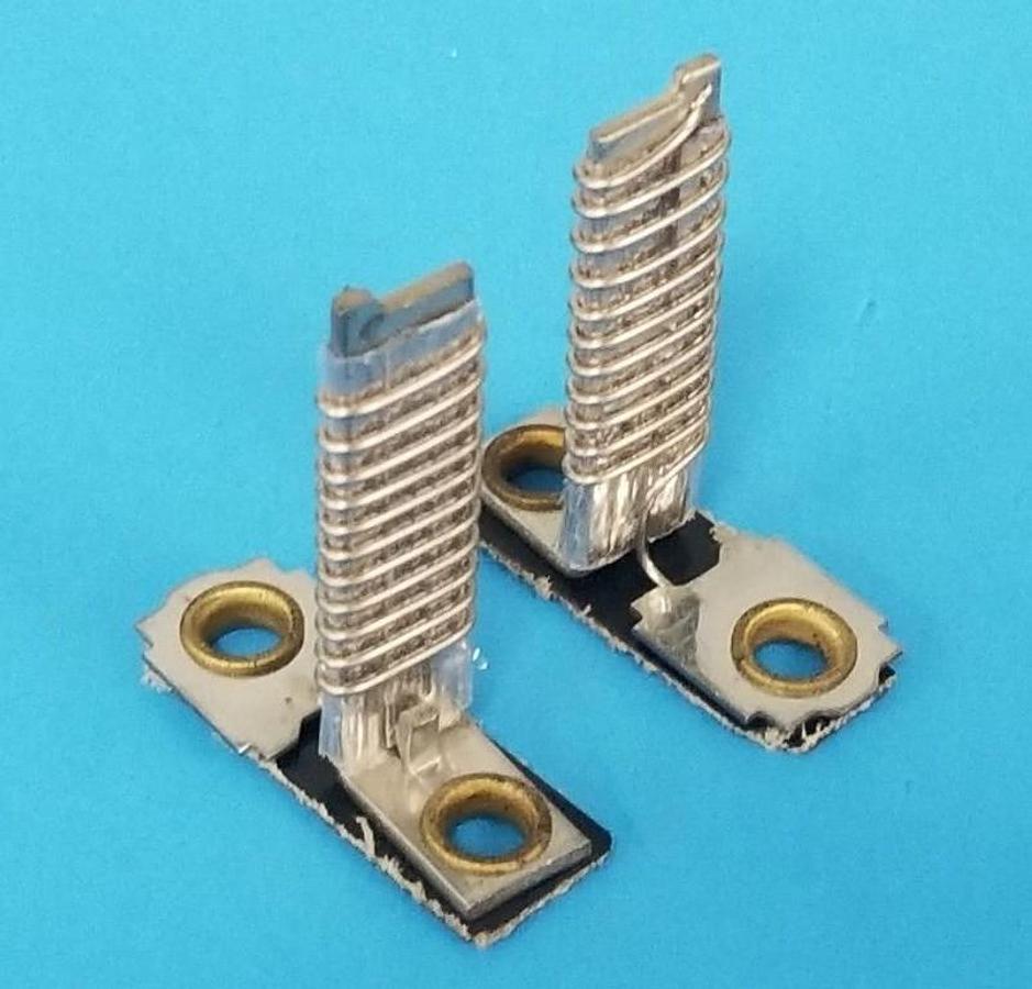 Used LOT OF 2 NEW GENERAL ELECTRIC C2.20A HEATER ELEMENTS C220A