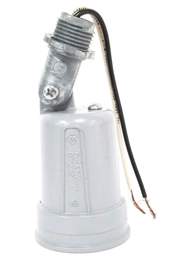 Used NEW PASS & SEYMOUR LEGRAND PAR1 OUTDOOR LAMPHOLDER GRAY
