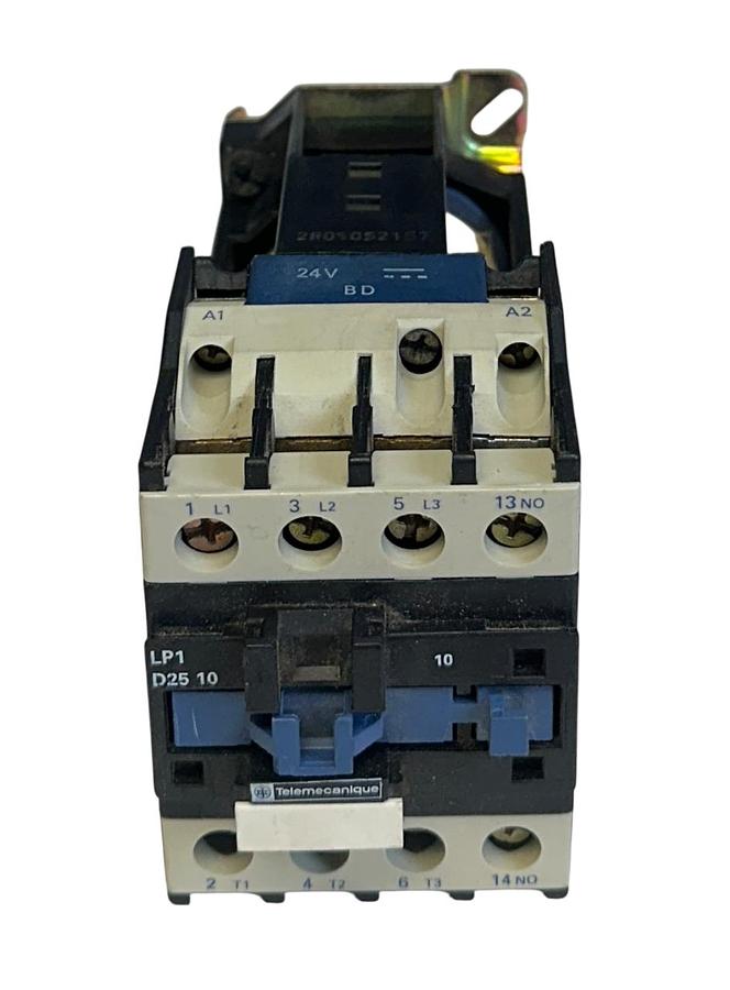 Used TELEMECANIQUE LP1D2510BD CONTACTOR 3-POLE 25A 24VDC COIL LP1 USNP