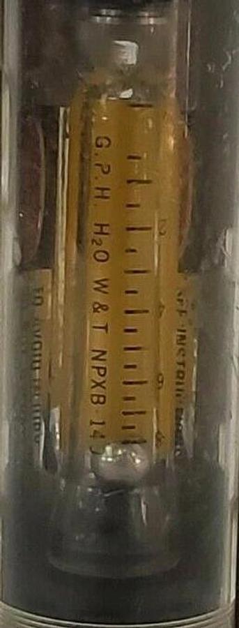 Used WALLACE & TIERNAN CENTRAL CONTROLS NPXB-140 FLOW METER, 0-8GPH H2O, 3871-FIC-251