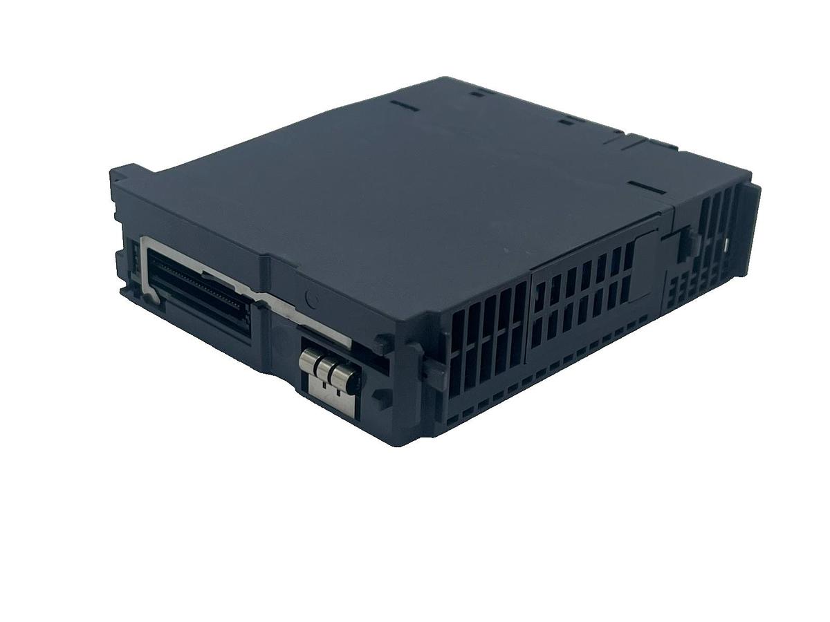 Used Mitsubishi Q03UDECPU Universal PLC CPU + Q2MEM-2MBS 2MB SRAM Memory Card NSNP