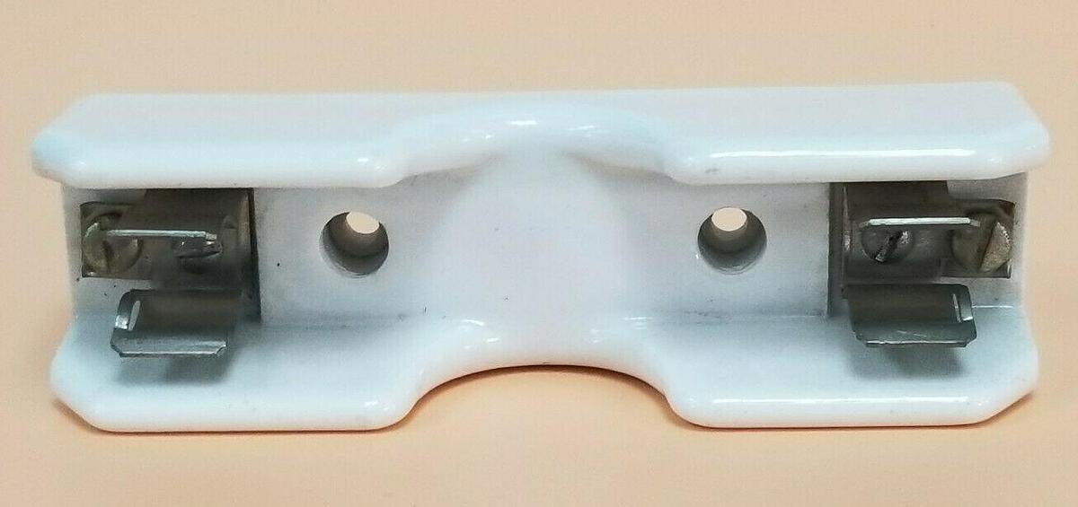Used COOPER BUSSMANN 2610 FUSE BLOCK CERAMIC 30 AMP 1 POLE 600V