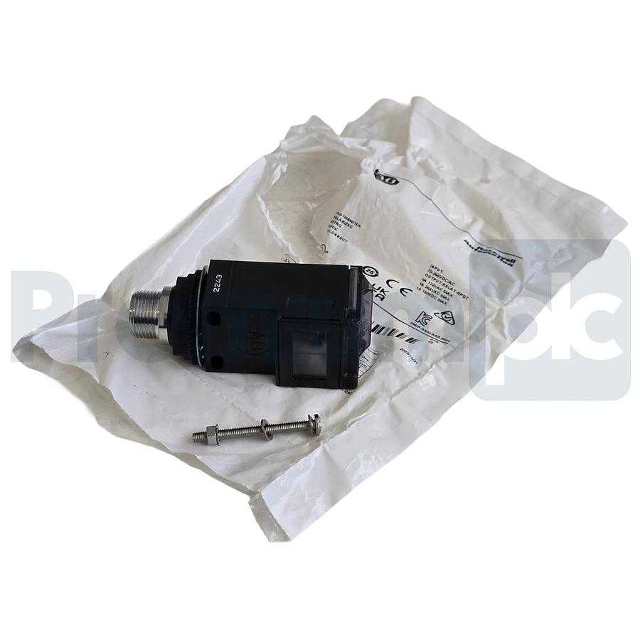 Allen-Bradley 42GRU-9202-QD /B PHOTOSWITCH Photoelectric Sensor M12 NSMP (read)