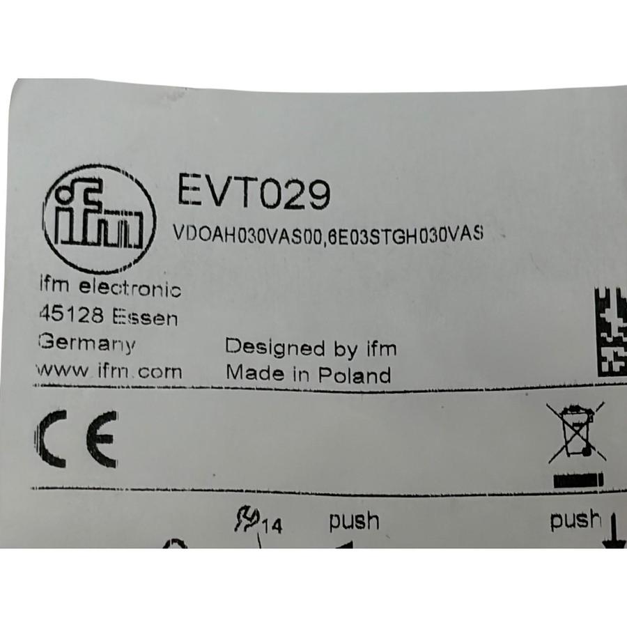 ifm electronic EVT029 M12 Male Straight to M12 Female Angle 0.6m Patch Cable New
