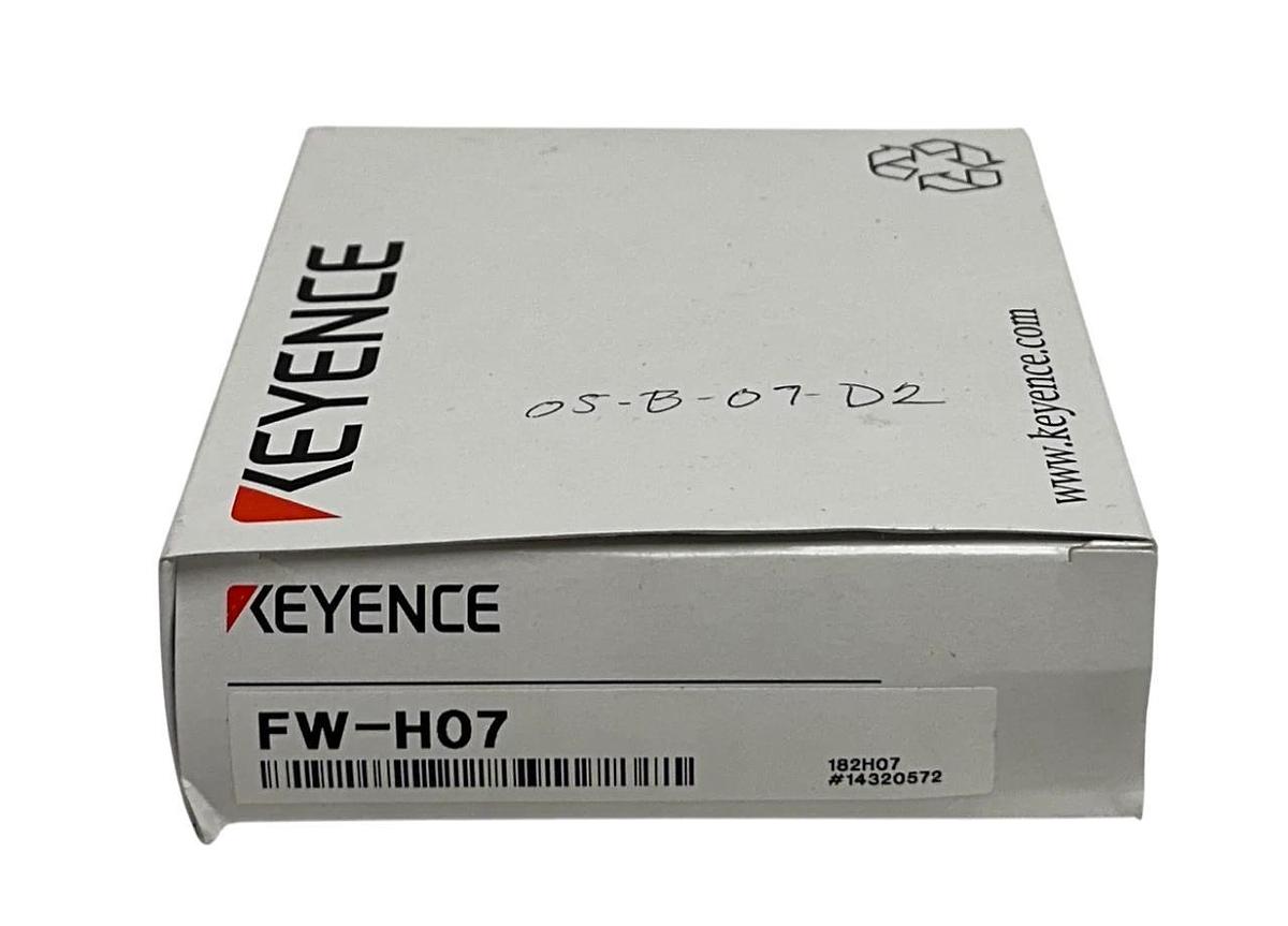 KEYENCE FW-H07 / FWH07 ULTRASONIC DISTANCE SENSOR HEAD 300ms RESPONSE NSMP