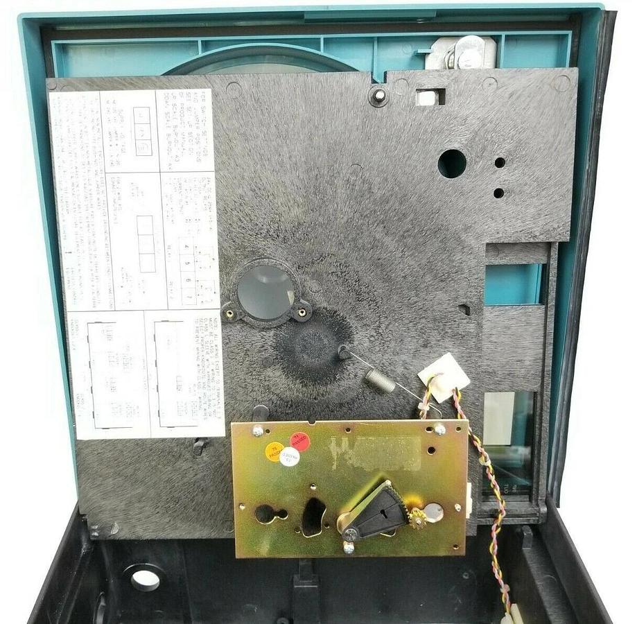 Used HONEYWELL DR4200EV1-10-HPKB000 CHART RECORDER HOUSING DR4200 120/240VAC 20VA