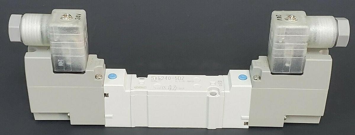 Used NEW SMC SY5240-5DZ-02 SOLENOID VALVE SY52405DZ02, 0.1~0.7MPa, 24V