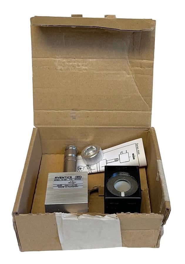 NEW AVENTICS 4441110100 SOLENOID OPERATED VALVE 444-024DC SERIES 444 NSMP