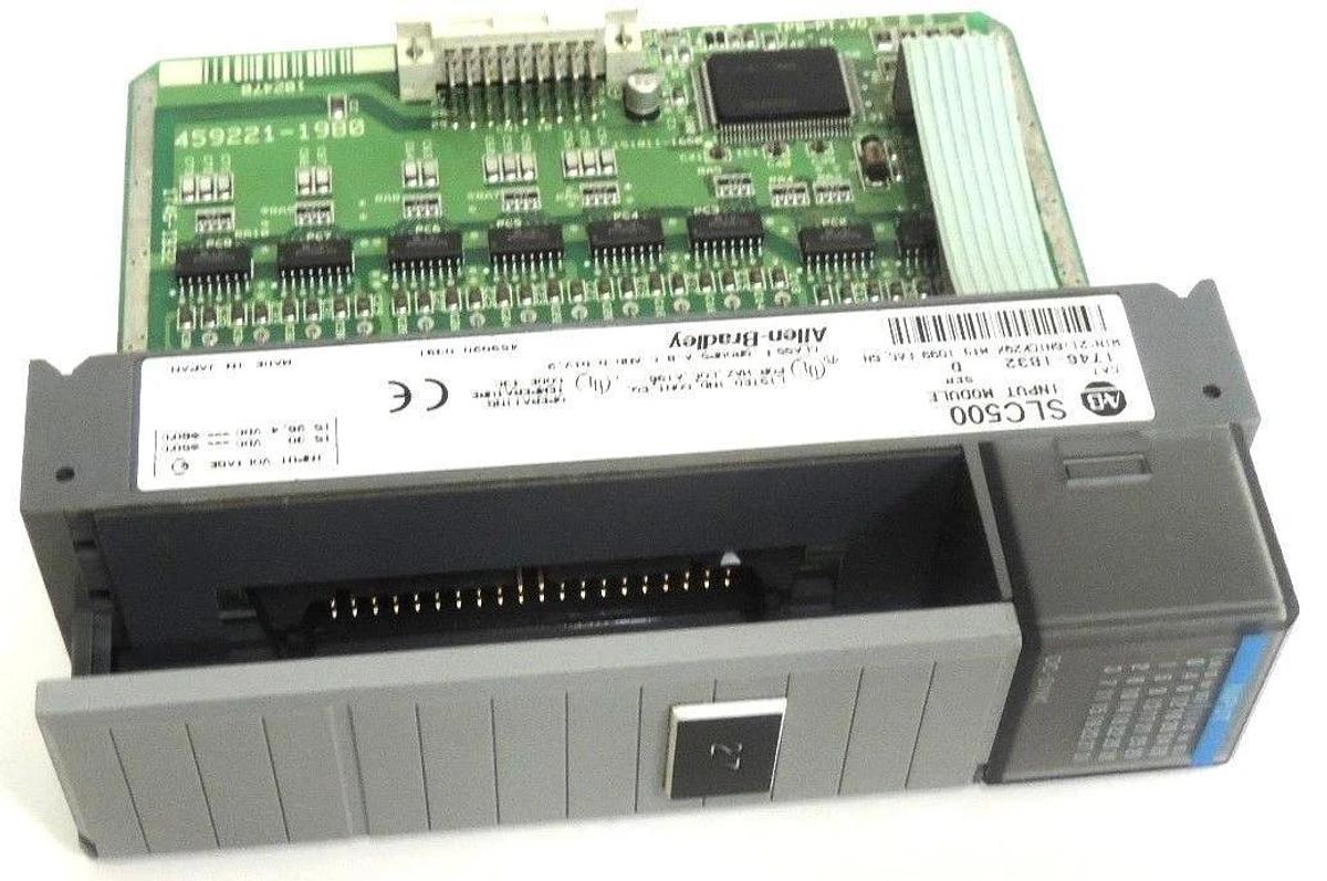 Used ALLEN BRADLEY 1746-IB32 INPUT MODULE 1746IB32 SER. D