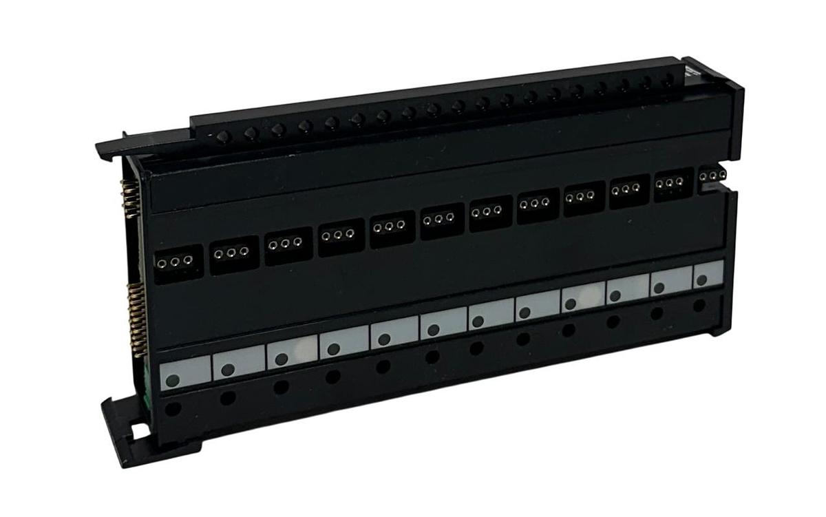 Used BURKERT 00131674 / ME01 MULTI-CONNECTOR INPUT 12-PORT OEM 0131674 NSNP