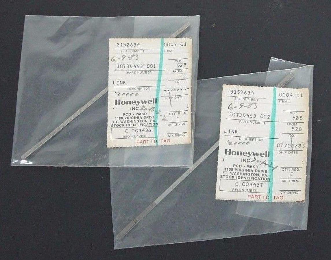 LOT OF 2 NEW HONEYWELL 30735463 002 LINK CONNECTORS 30735463002