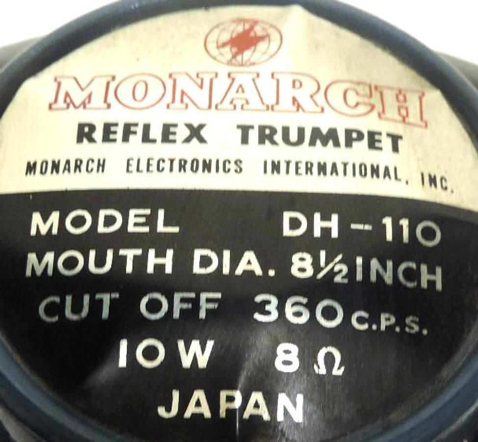 Used MONARCH REFLEX TRUMPET HORN DH-110 FOR LOUD SPEAKER MOUTH DIA. 8-1/2"