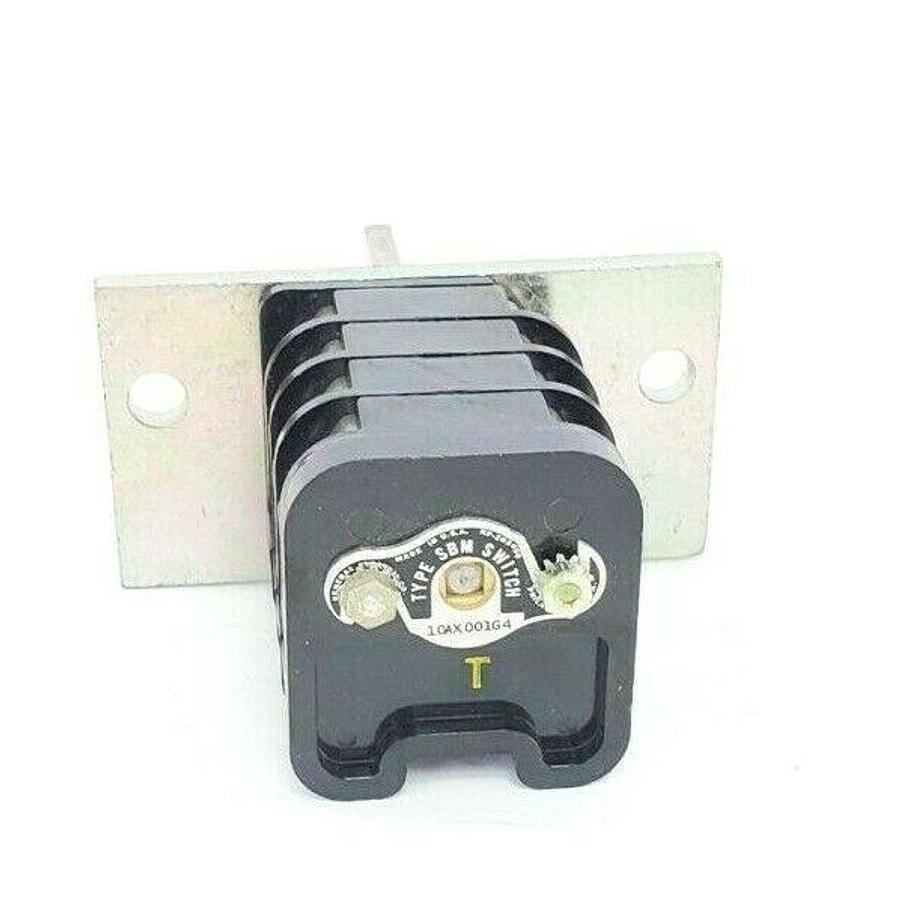 Used NEW GENERAL ELECTRIC 10AX001G4 TYPE: SBM SWITCH 8-POS.