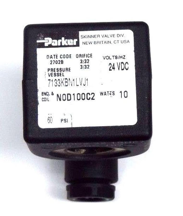 Used LOT OF 2 PARKER 7133KBN1LVJ1 SOLENOID VALVE COILS W/ CONNECTOR 7D100C2, 24VDC