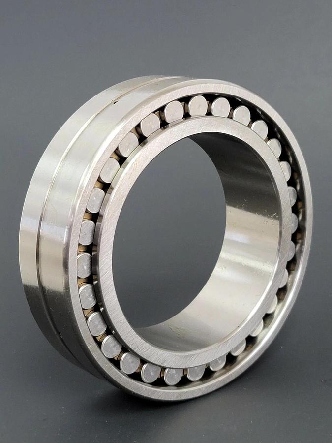 NEW NSK NN3017KR PRECISION CYLINDRICAL BEARING NN3017E44 CC1P4 MA16