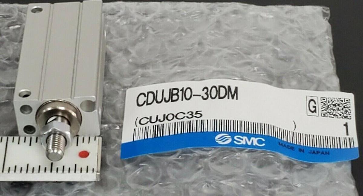 Used NEW SMC CDUJB10-30DM PNEUMATIC CYLINDER, 0.7MPa, 3F1-48B, CUJ0C35, CDUJB1030DM