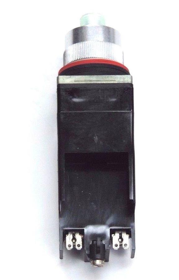 Used NIB ALLEN BRADLEY 800MR-FXQ24XS SER. D PUSHBUTTON 24V W/0 CAP 800MRFXQ24XS