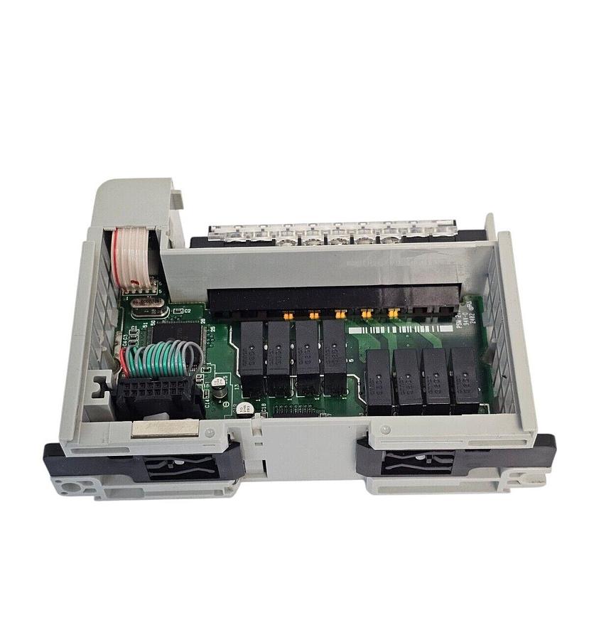 Used ALLEN BRADLEY 1769-OW8 SER. B REV. 1 F/W REV. 2.1 COMPACT I/O MODULE 1769OW8