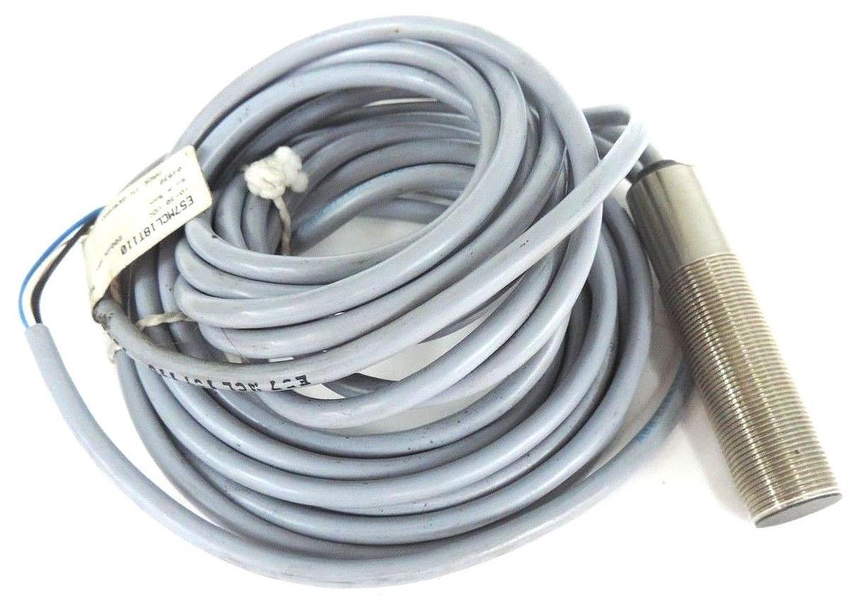 Used EATON CUTLER-HAMMER E57MCL18T110 TUBULAR INDUCTIVE PROXIMITY SENSOR SER. D1