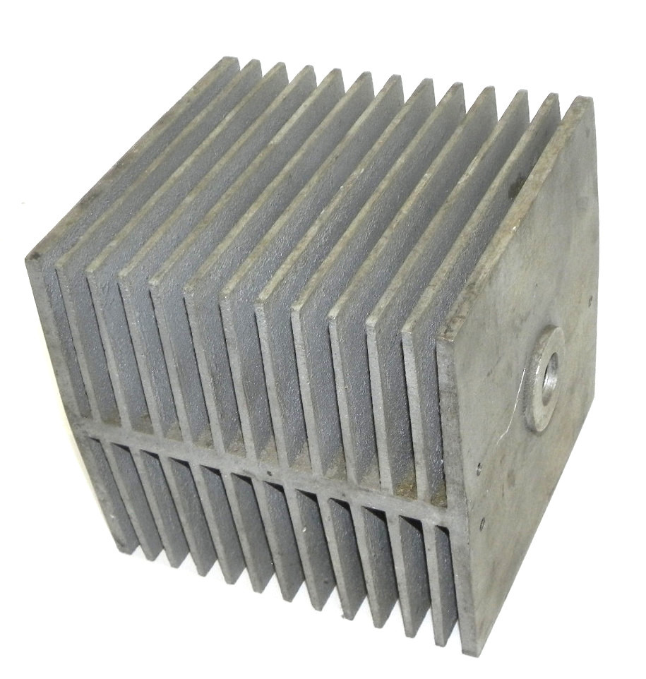 Used GENERAL ELECTRIC GE 44D314411-001 HEAT SINK 44D314411001