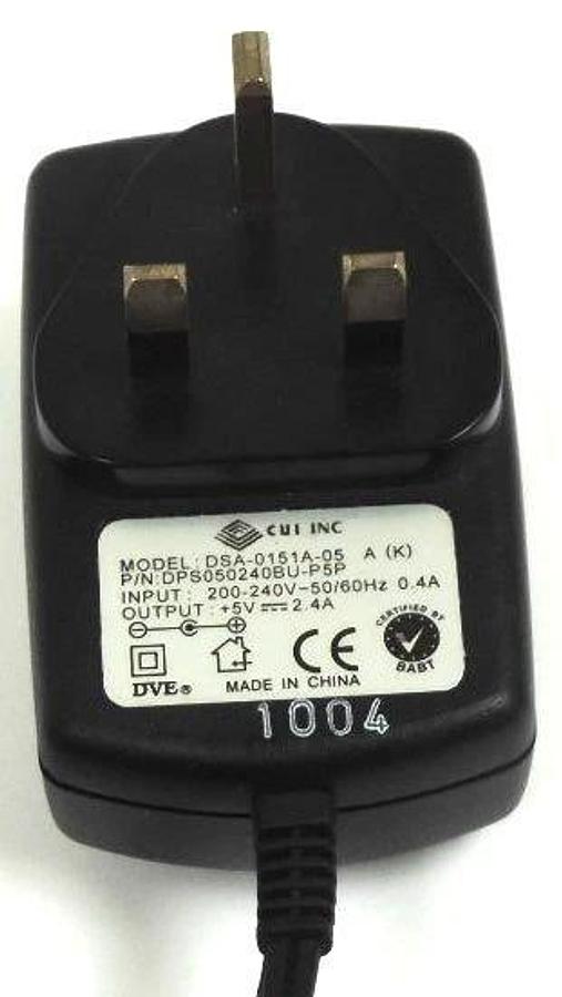 Used DVE DSA-0151A-05 5V DC 2.4A POWER SUPPLY WALL ADAPTER 200-240V 50/60HZ