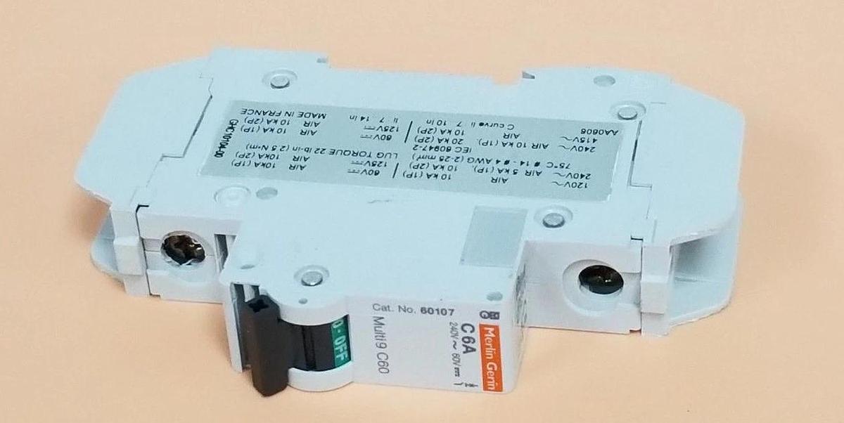 Used MERLIN GERIN 60107 CIRCUIT BREAKER C6A, MULTI9 C60, 120V, 6A