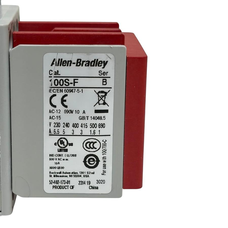Used New Allen-Bradley 700S-CF620EJC Safety Control Relay 24VDC Guardmaster Ser A