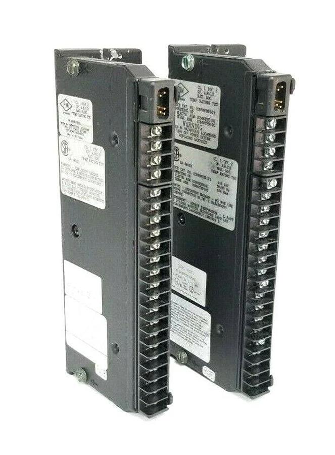 Used LOT OF 2 GE FANUC IC660TSD100E TERM. ASM. GENIUS MODULES 8-I/O 2A IC660TSD100