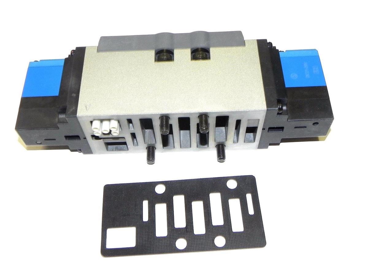 NEW SMC VSS8-8-FHG-D-3EZ-V1 SOLENOID VALVE 24VDC, VSS88FHGD3EZV1