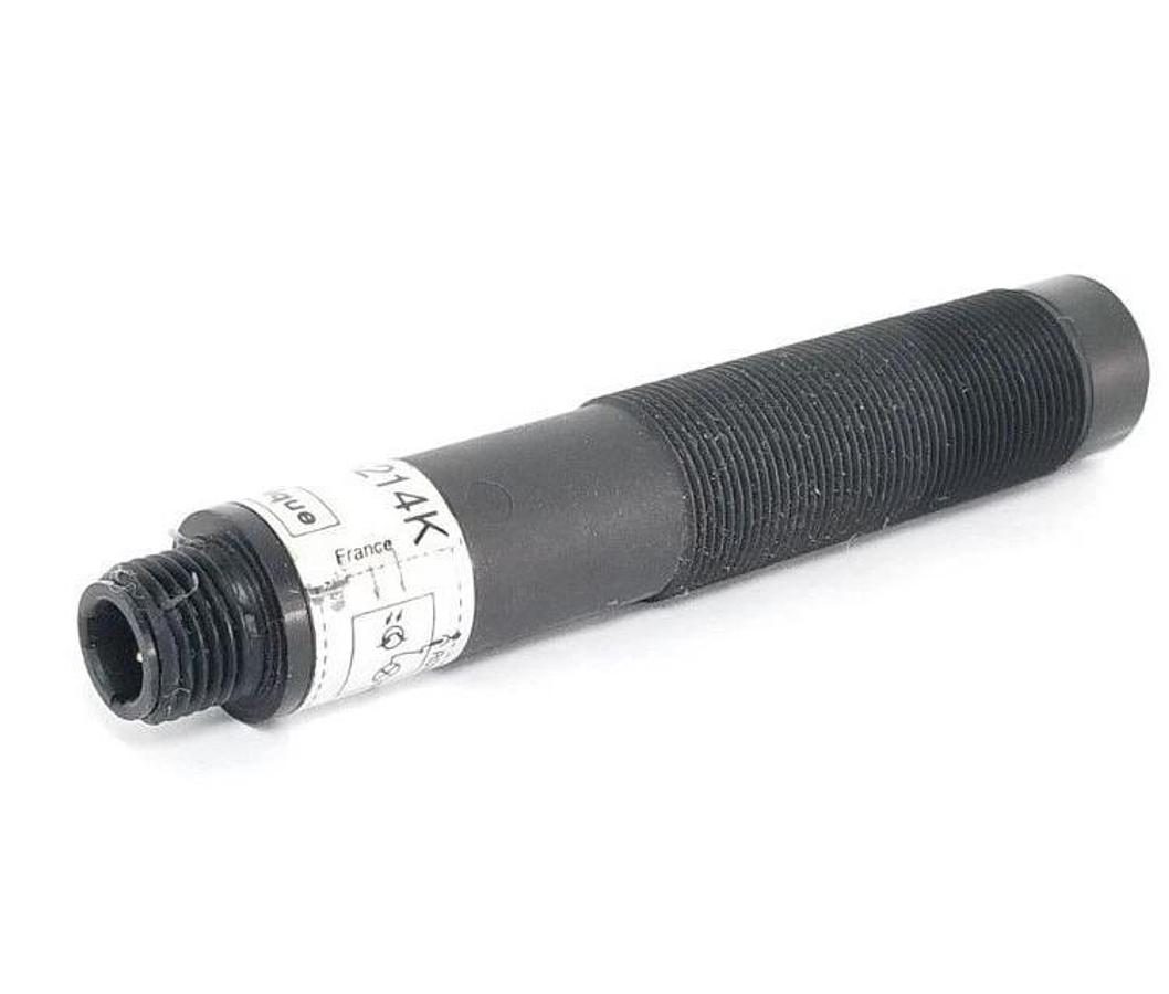 Used TELEMECANIQUE XUB-A045214K PHOTOELECTRIC SENSOR XUBA045214K