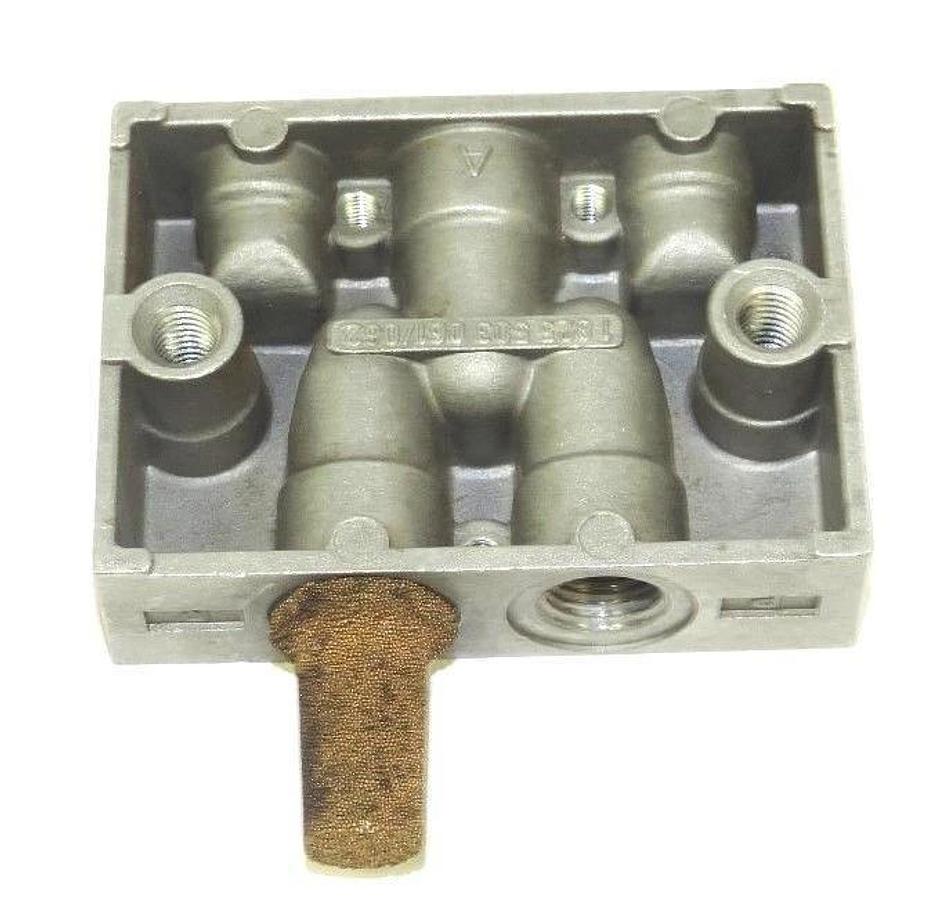 Used BOSCH REXROTH 1825503061 CONNECTION PLATE 1 825 503 061/062