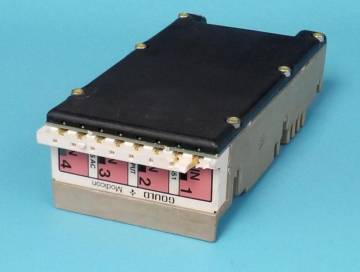 Used GOULD MODICON AS-B551-000 INPUT MODULE 115VAC B551