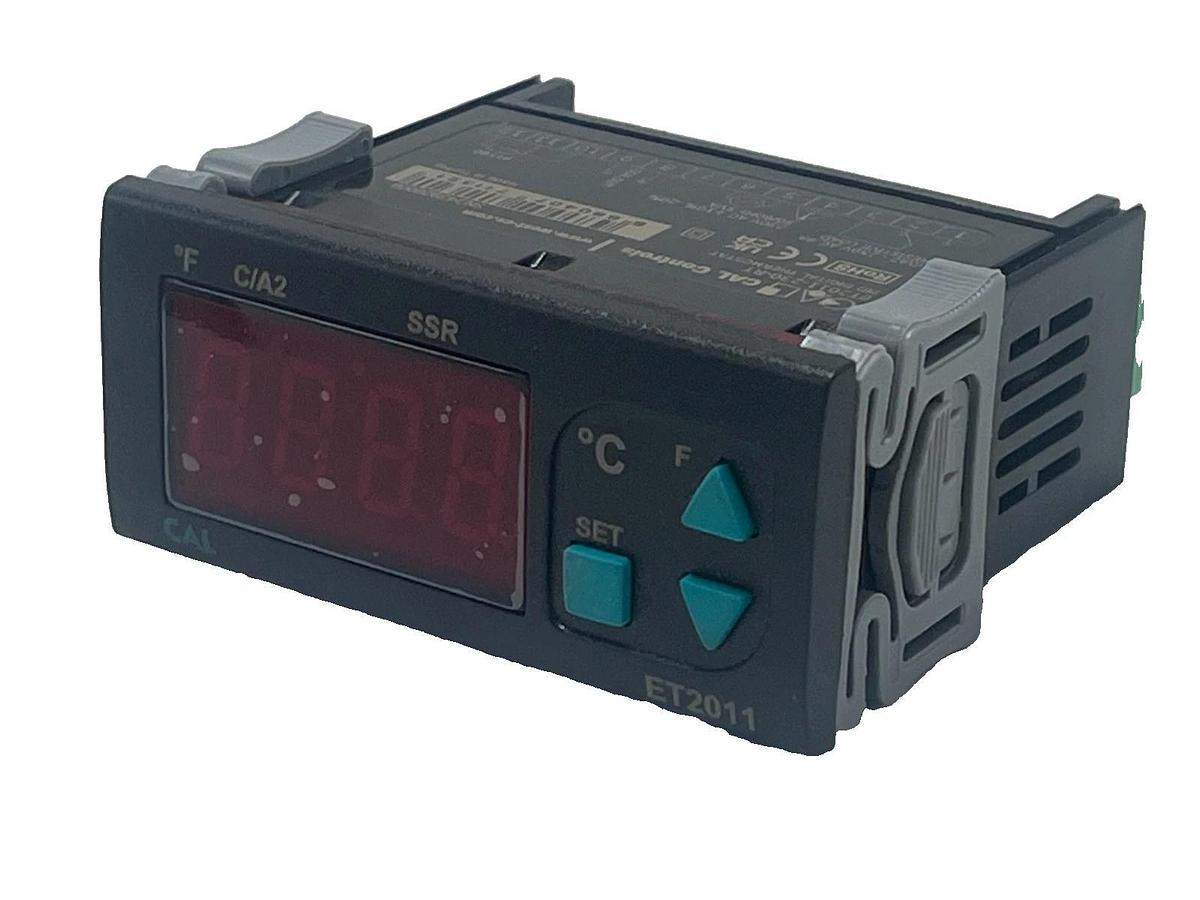 CAL Controls ET2011-230-RT PID DIGITAL THERMOSTAT 230VAC DUAL LED Pt100 RTD NSMP