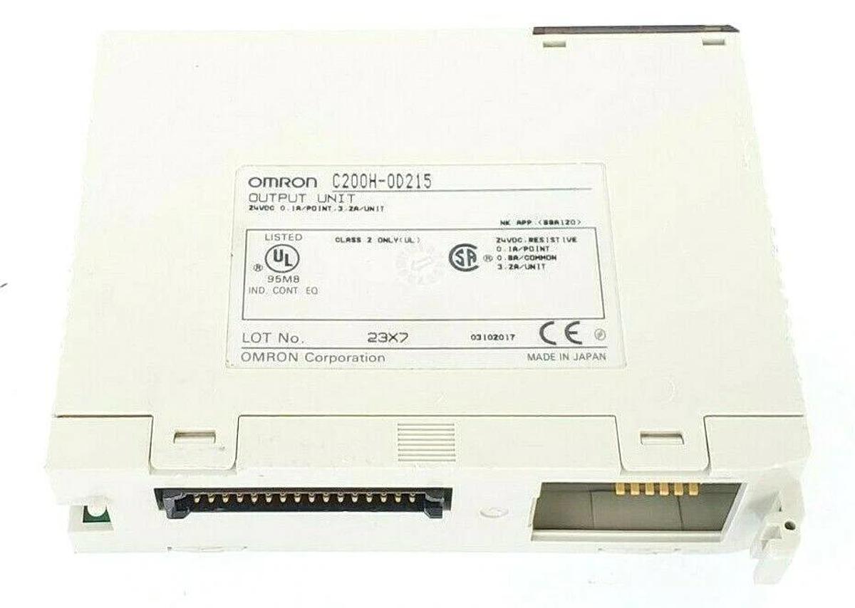 Used OMRON C200H-0D215 OUTPUT UNIT C200H0D215, 24VDC
