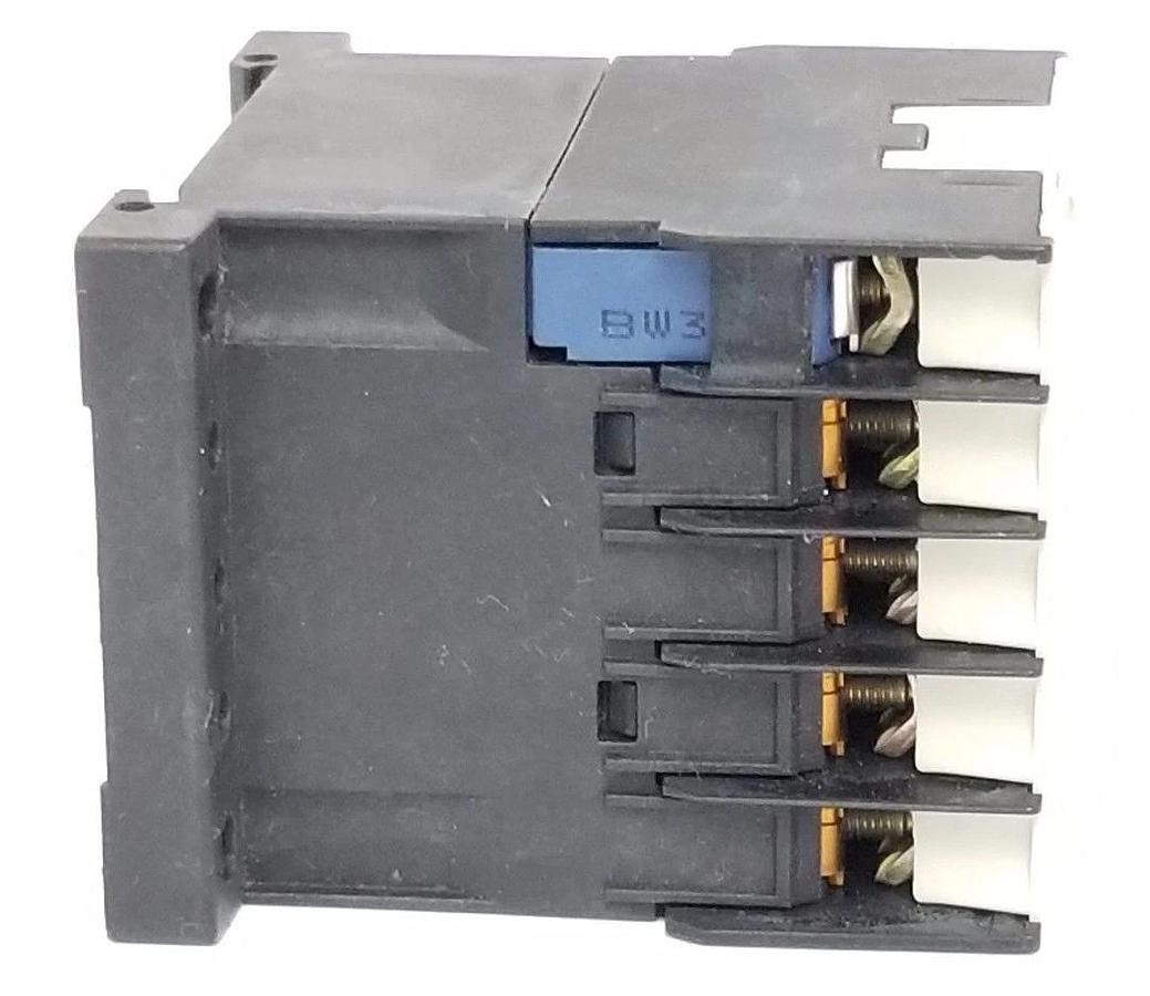 Used TELEMECANIQUE LP4K0910BW3 CONTACTOR 9AMP 3P 690VAC 4KW 1NO COIL: 24VDC
