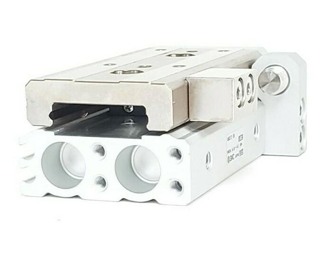 Used NEW SMC MXQ12-30CS SEIRES MXQ AIR SLIDE TABLE CYLINDER MXQ1230CS